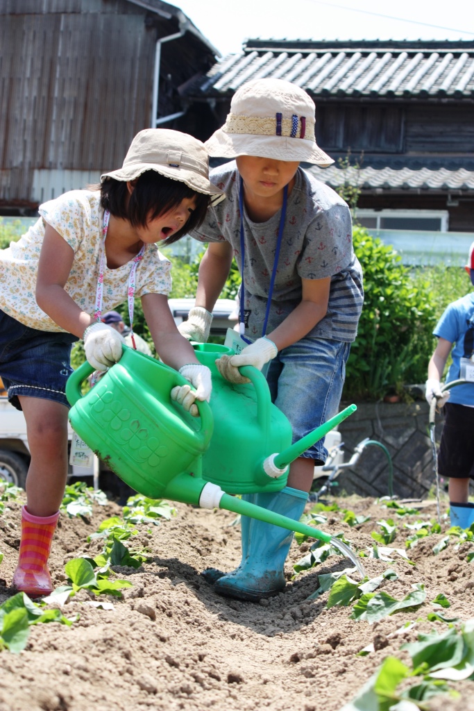 �L�b�Y�N���u�c�A��